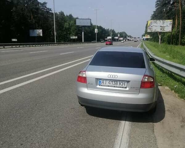 Серый Ауди А4, объемом двигателя 2.5 л и пробегом 320 тыс. км за 5000 $, фото 2 на Automoto.ua