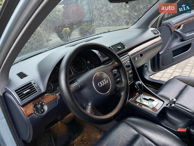Сірий Ауді А4, об'ємом двигуна 1.98 л та пробігом 312 тис. км за 4300 $, фото 42 на Automoto.ua