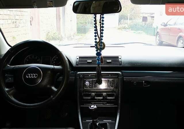 Серый Ауди А4, объемом двигателя 1.6 л и пробегом 263 тыс. км за 4800 $, фото 5 на Automoto.ua