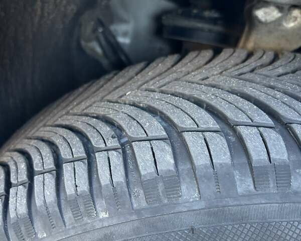 Серый Ауди А4, объемом двигателя 1.6 л и пробегом 392 тыс. км за 4500 $, фото 14 на Automoto.ua