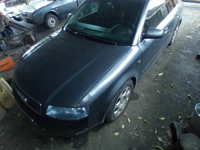 Сірий Ауді А4, об'ємом двигуна 2.5 л та пробігом 330 тис. км за 5500 $, фото 4 на Automoto.ua