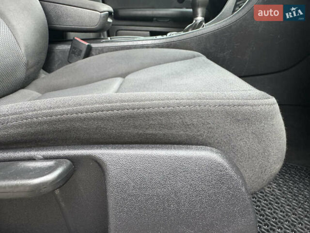 Серый Ауди А4, объемом двигателя 1.6 л и пробегом 250 тыс. км за 4650 $, фото 31 на Automoto.ua