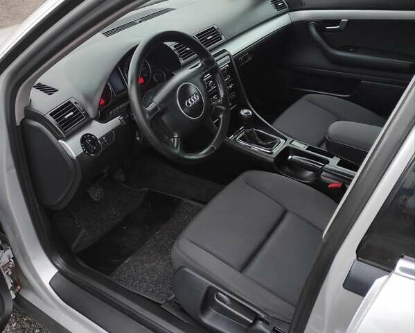 Серый Ауди А4, объемом двигателя 1.6 л и пробегом 212 тыс. км за 5800 $, фото 8 на Automoto.ua