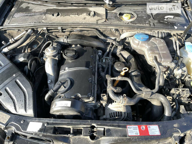 Сірий Ауді А4, об'ємом двигуна 1.9 л та пробігом 355 тис. км за 5000 $, фото 15 на Automoto.ua