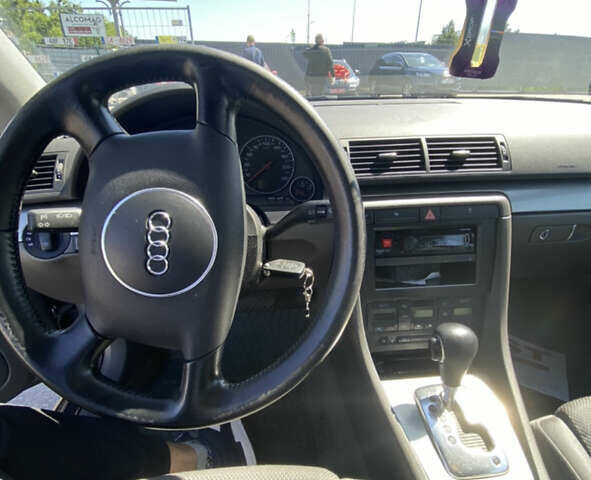 Серый Ауди А4, объемом двигателя 1.8 л и пробегом 192 тыс. км за 6000 $, фото 3 на Automoto.ua