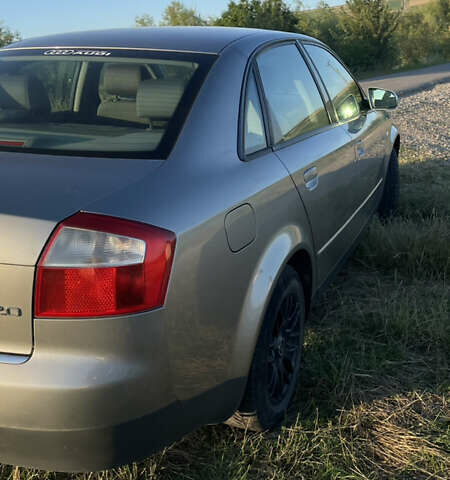 Серый Ауди А4, объемом двигателя 2 л и пробегом 250 тыс. км за 5200 $, фото 7 на Automoto.ua