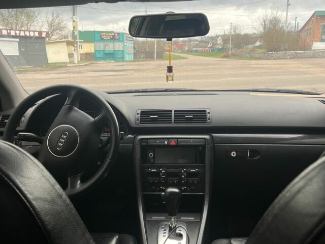 Серый Ауди А4, объемом двигателя 2 л и пробегом 393 тыс. км за 5500 $, фото 3 на Automoto.ua