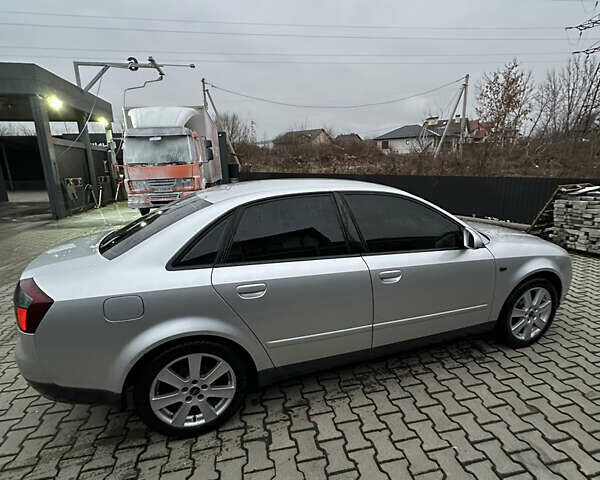 Сірий Ауді А4, об'ємом двигуна 1.6 л та пробігом 259 тис. км за 4600 $, фото 4 на Automoto.ua