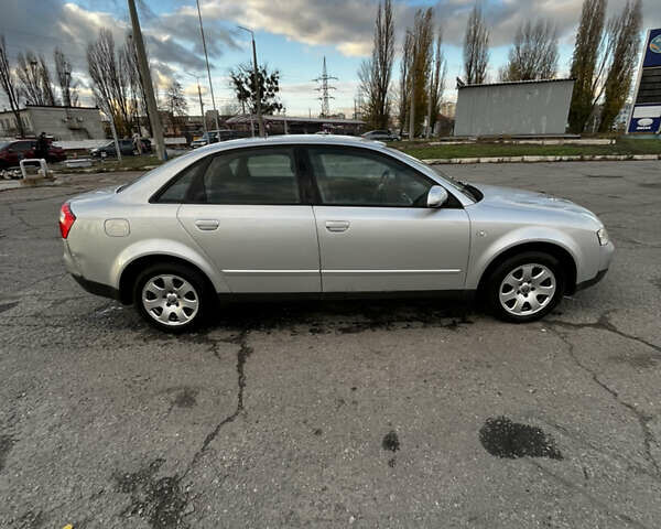 Серый Ауди А4, объемом двигателя 0 л и пробегом 250 тыс. км за 2600 $, фото 3 на Automoto.ua