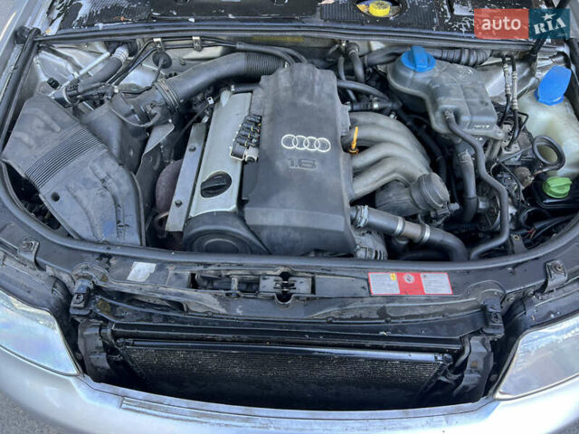 Сірий Ауді А4, об'ємом двигуна 1.6 л та пробігом 402 тис. км за 4200 $, фото 19 на Automoto.ua