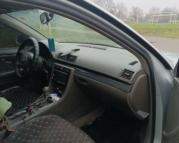 Серый Ауди А4, объемом двигателя 1.9 л и пробегом 400 тыс. км за 5000 $, фото 12 на Automoto.ua