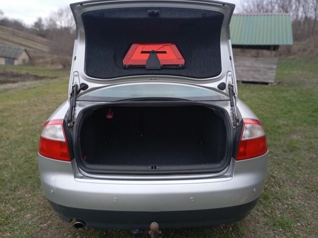 Серый Ауди А4, объемом двигателя 1.6 л и пробегом 208 тыс. км за 5500 $, фото 6 на Automoto.ua