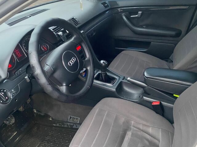 Серый Ауди А4, объемом двигателя 2 л и пробегом 258 тыс. км за 5300 $, фото 4 на Automoto.ua