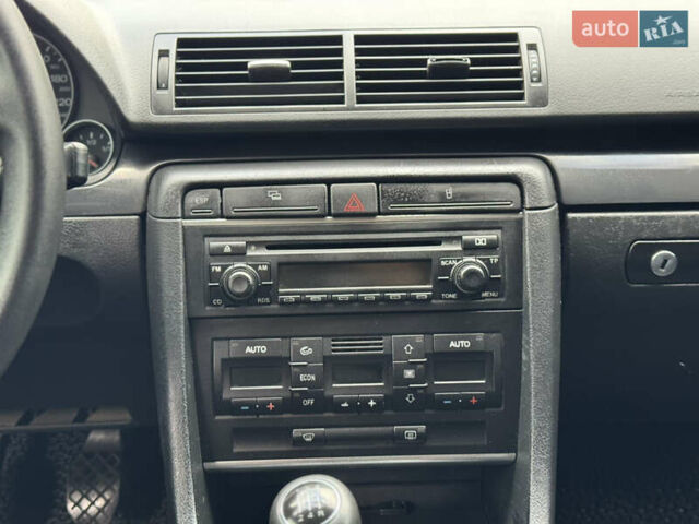 Серый Ауди А4, объемом двигателя 1.6 л и пробегом 250 тыс. км за 4650 $, фото 48 на Automoto.ua