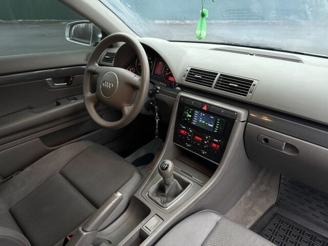 Серый Ауди А4, объемом двигателя 2 л и пробегом 200 тыс. км за 4850 $, фото 12 на Automoto.ua