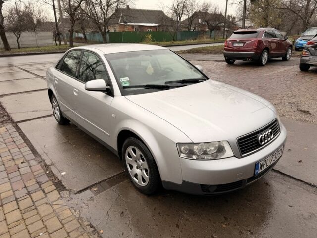 Сірий Ауді А4, об'ємом двигуна 2 л та пробігом 240 тис. км за 2650 $, фото 5 на Automoto.ua