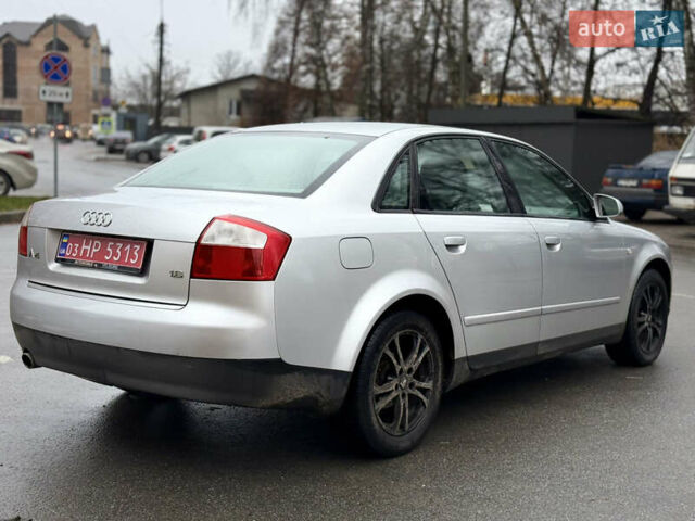 Сірий Ауді А4, об'ємом двигуна 1.6 л та пробігом 206 тис. км за 4450 $, фото 11 на Automoto.ua