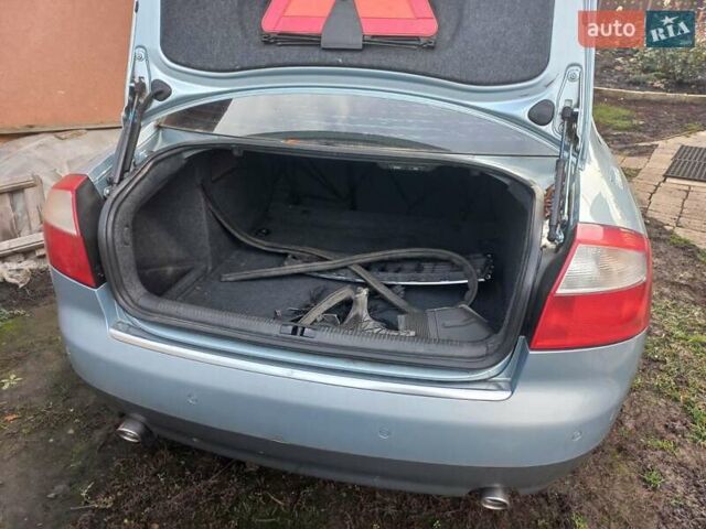 Сірий Ауді А4, об'ємом двигуна 1.8 л та пробігом 440 тис. км за 2000 $, фото 9 на Automoto.ua
