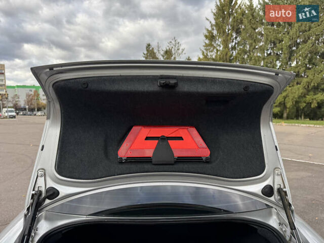 Серый Ауди А4, объемом двигателя 1.6 л и пробегом 250 тыс. км за 4650 $, фото 27 на Automoto.ua