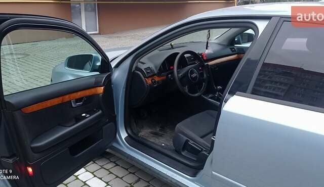 Сірий Ауді А4, об'ємом двигуна 1.9 л та пробігом 348 тис. км за 5499 $, фото 7 на Automoto.ua