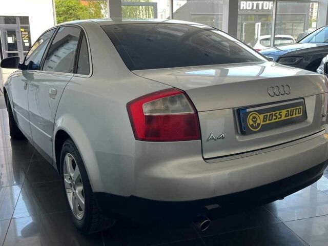 Сірий Ауді А4, об'ємом двигуна 1.6 л та пробігом 249 тис. км за 4500 $, фото 5 на Automoto.ua