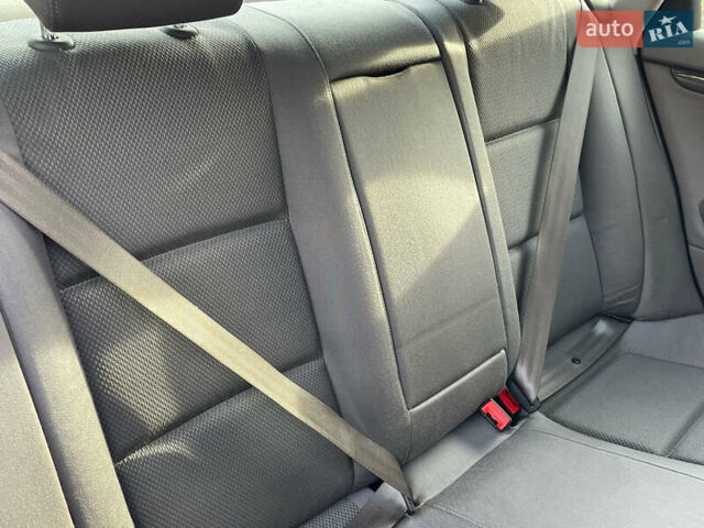 Серый Ауди А4, объемом двигателя 1.6 л и пробегом 207 тыс. км за 5999 $, фото 137 на Automoto.ua