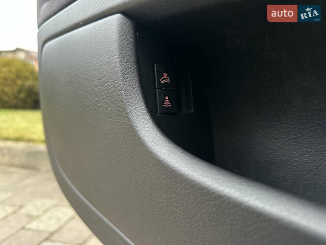 Серый Ауди А4, объемом двигателя 1.8 л и пробегом 216 тыс. км за 6000 $, фото 24 на Automoto.ua