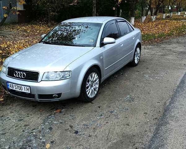Серый Ауди А4, объемом двигателя 2 л и пробегом 260 тыс. км за 5200 $, фото 1 на Automoto.ua