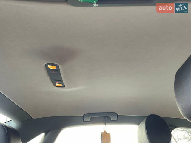 Серый Ауди А4, объемом двигателя 1.6 л и пробегом 207 тыс. км за 5999 $, фото 93 на Automoto.ua