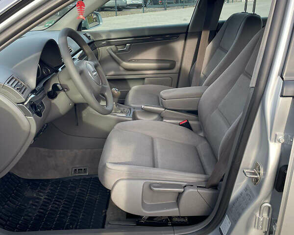 Серый Ауди А4, объемом двигателя 1.6 л и пробегом 207 тыс. км за 5899 $, фото 105 на Automoto.ua