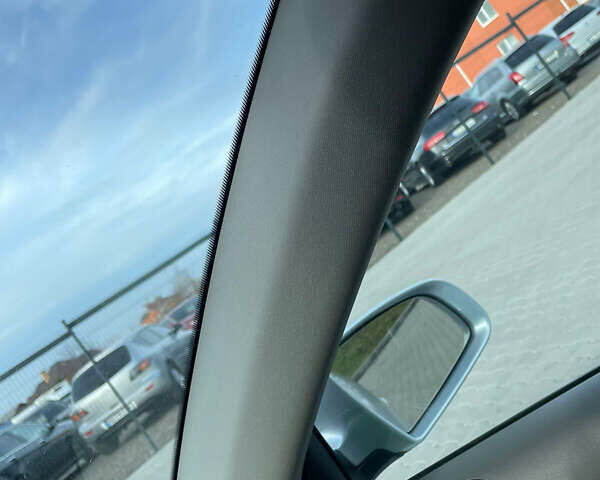 Сірий Ауді А4, об'ємом двигуна 1.6 л та пробігом 207 тис. км за 5999 $, фото 24 на Automoto.ua