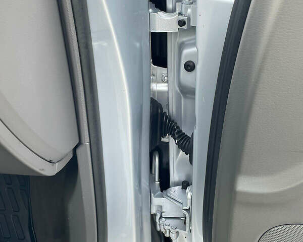 Серый Ауди А4, объемом двигателя 1.6 л и пробегом 207 тыс. км за 5999 $, фото 126 на Automoto.ua