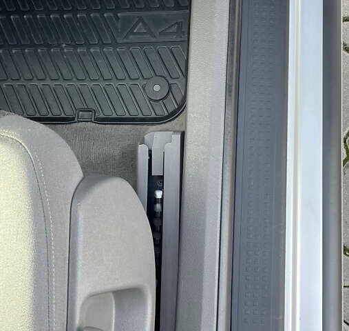 Серый Ауди А4, объемом двигателя 1.6 л и пробегом 207 тыс. км за 5899 $, фото 32 на Automoto.ua