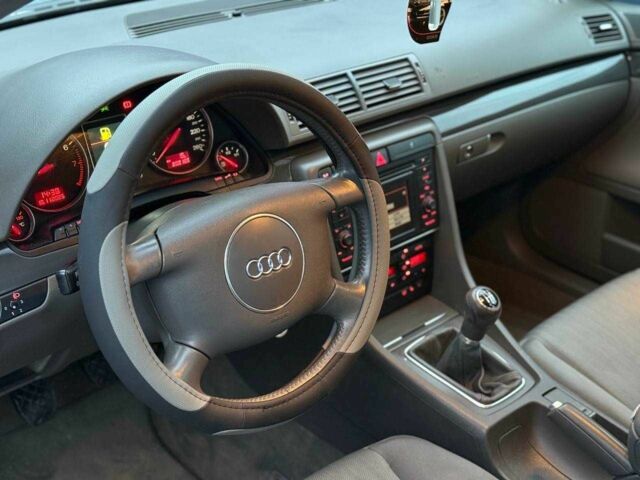 Сірий Ауді А4, об'ємом двигуна 1.6 л та пробігом 163 тис. км за 5499 $, фото 6 на Automoto.ua