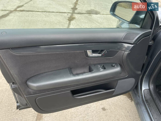 Серый Ауди А4, объемом двигателя 1.6 л и пробегом 225 тыс. км за 4750 $, фото 27 на Automoto.ua