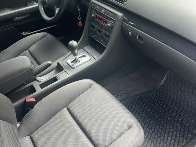 Серый Ауди А4, объемом двигателя 2 л и пробегом 114 тыс. км за 5900 $, фото 5 на Automoto.ua