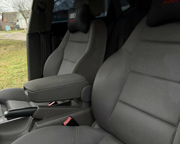 Серый Ауди А4, объемом двигателя 1.8 л и пробегом 230 тыс. км за 5850 $, фото 23 на Automoto.ua