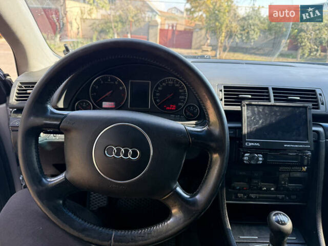 Ауди А4 2003 в Одессе на Automoto.ua Серый Ауди А4, объемом двигателя 1.78 л и пробегом 294 тыс. км за 3700 $, фото 10 на Automoto.ua