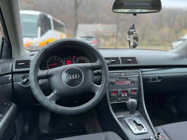 Сірий Ауді А4, об'ємом двигуна 1.8 л та пробігом 248 тис. км за 5299 $, фото 15 на Automoto.ua