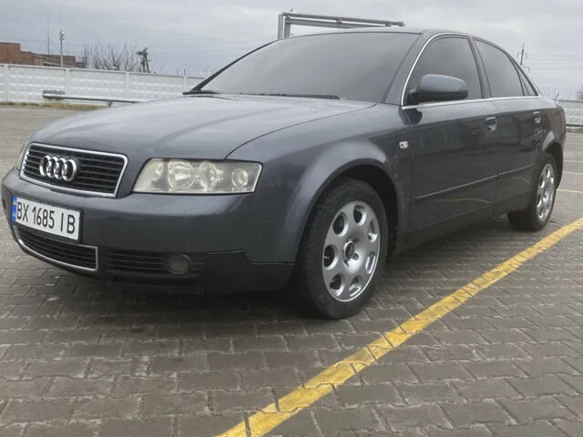 Серый Ауди А4, объемом двигателя 1.8 л и пробегом 298 тыс. км за 4200 $, фото 3 на Automoto.ua