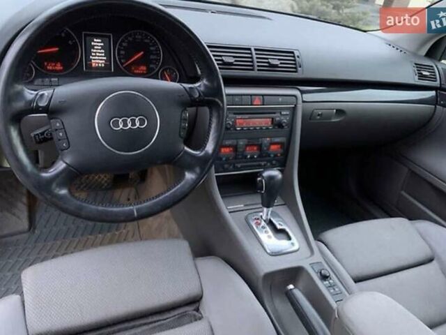 Серый Ауди А4, объемом двигателя 1.98 л и пробегом 385 тыс. км за 4600 $, фото 3 на Automoto.ua