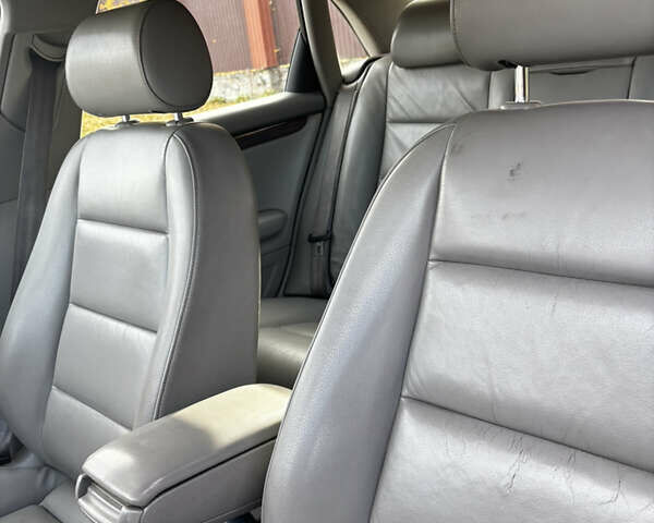 Серый Ауди А4, объемом двигателя 2.98 л и пробегом 211 тыс. км за 5200 $, фото 14 на Automoto.ua