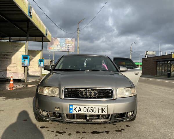 Серый Ауди А4, объемом двигателя 2.49 л и пробегом 380 тыс. км за 3500 $, фото 3 на Automoto.ua
