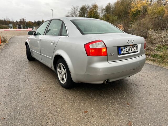 Серый Ауди А4, объемом двигателя 2 л и пробегом 236 тыс. км за 1310 $, фото 2 на Automoto.ua