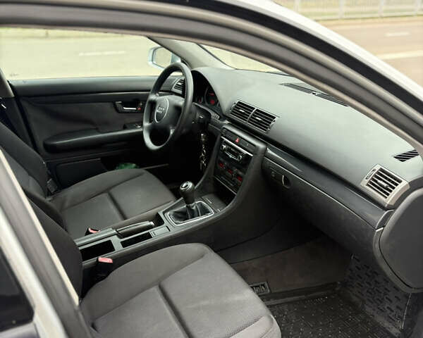 Сірий Ауді А4, об'ємом двигуна 1.6 л та пробігом 237 тис. км за 3600 $, фото 7 на Automoto.ua