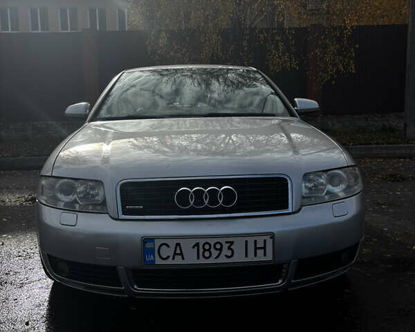 Серый Ауди А4, объемом двигателя 2.98 л и пробегом 211 тыс. км за 5200 $, фото 1 на Automoto.ua