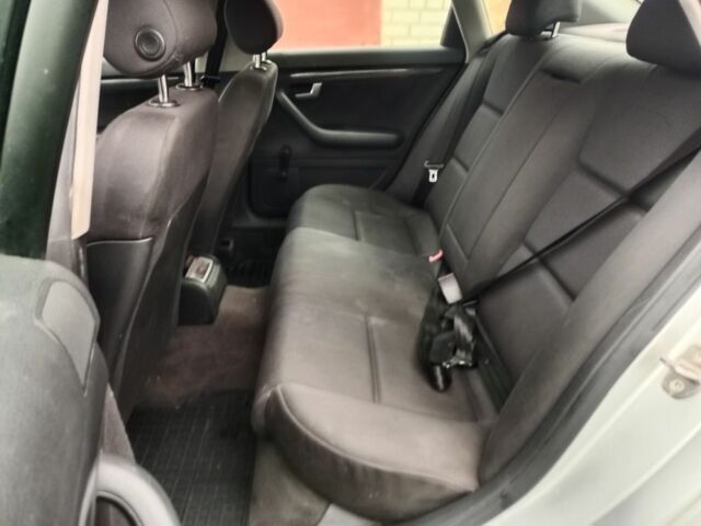 Сірий Ауді А4, об'ємом двигуна 0 л та пробігом 330 тис. км за 2500 $, фото 5 на Automoto.ua