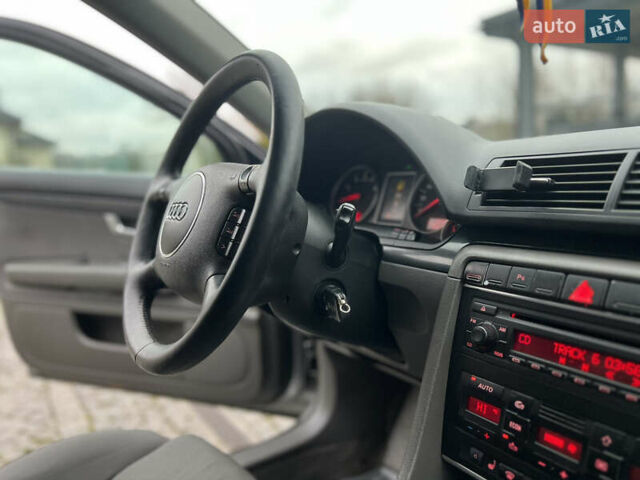 Серый Ауди А4, объемом двигателя 1.98 л и пробегом 280 тыс. км за 4350 $, фото 43 на Automoto.ua