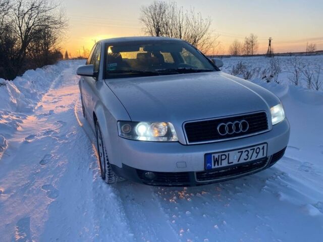 Сірий Ауді А4, об'ємом двигуна 2 л та пробігом 212 тис. км за 2450 $, фото 7 на Automoto.ua