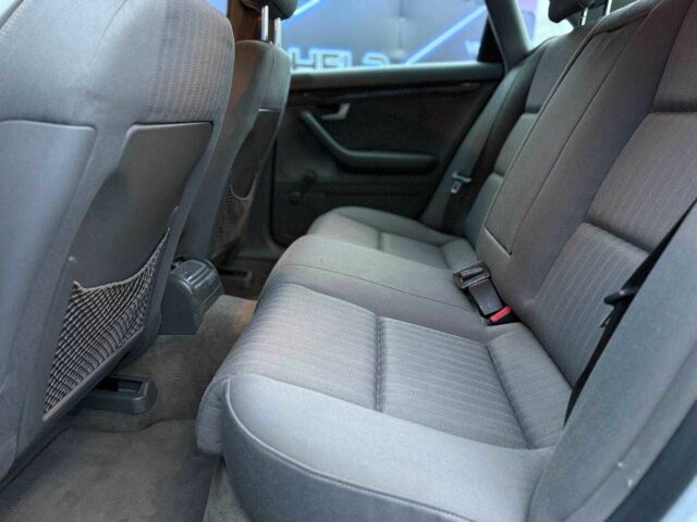 Сірий Ауді А4, об'ємом двигуна 1.6 л та пробігом 163 тис. км за 5499 $, фото 8 на Automoto.ua